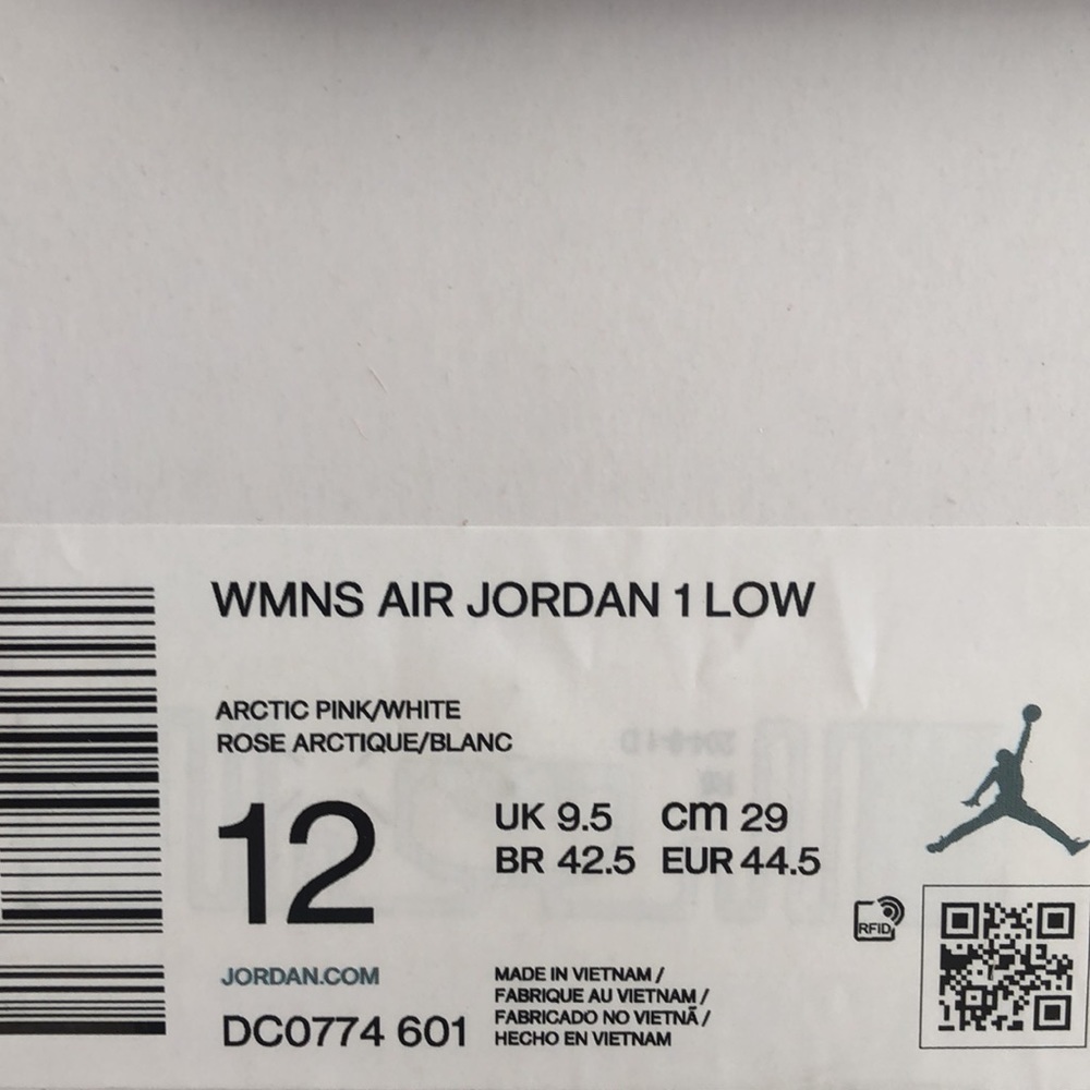 💖💖NIKE AIR JORDAN 1 LOW SNEAKERS💖💖 - Picture 9 of 9